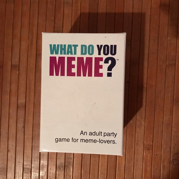 Card game - Picture 1 of 5